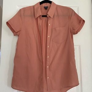 ❌SOLD❌Patagonia Organic Cotton Short Sleeve Button Down Peach Orange Shirt S
